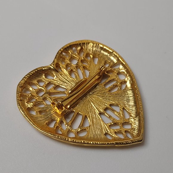 Large Metal Gold Tone Heart Brooch - Picture 12 of 16